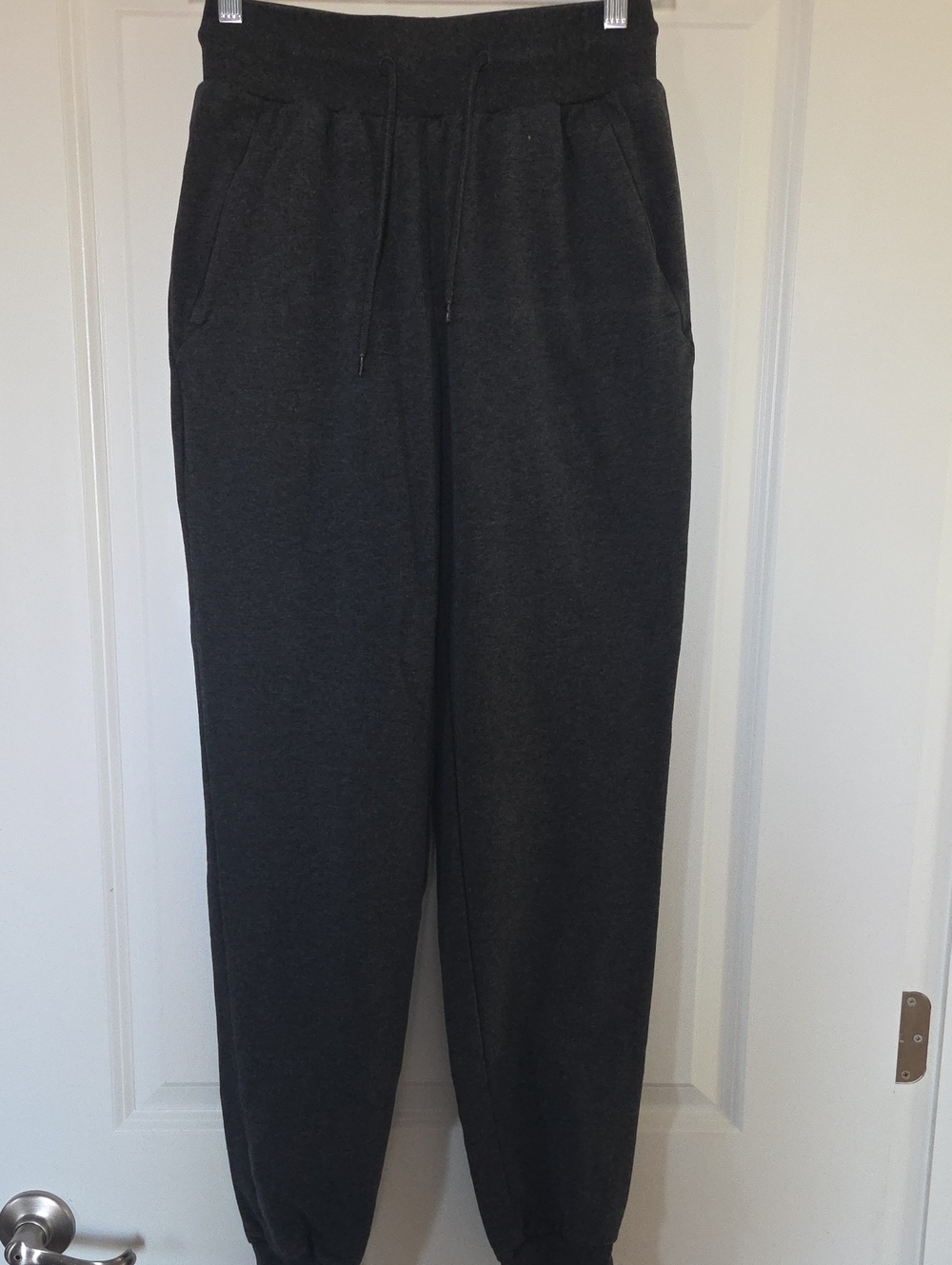 SEVEGO Charcoal Gray Jogger Sweatpants Women’s Size Small